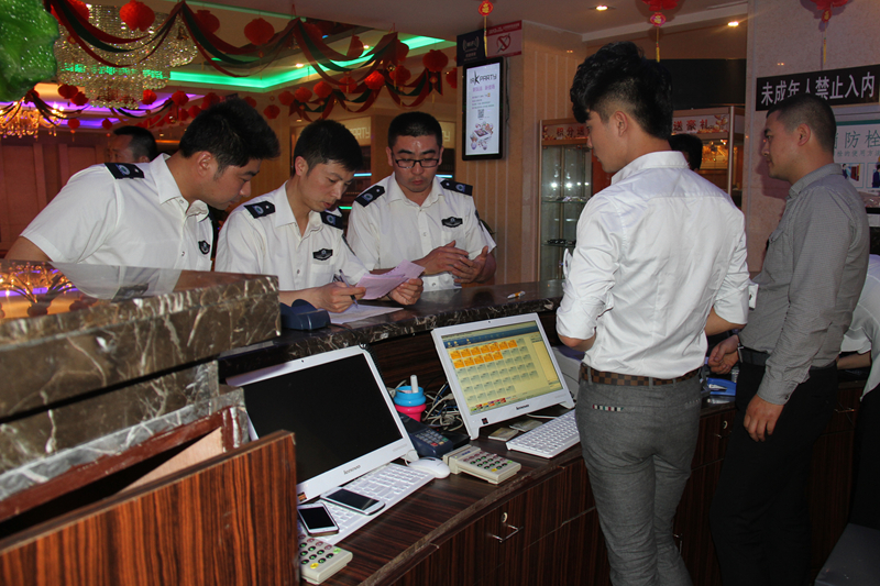市执法支队 ：开展全市歌舞娱乐场所交叉检查