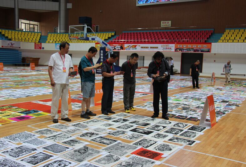 第四届全国少儿版画双年展评审会在东海举行