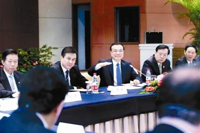 八位互联网“巨头”当面建言李克强