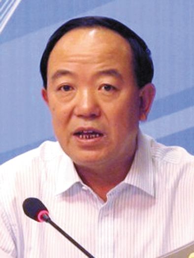 杨光成