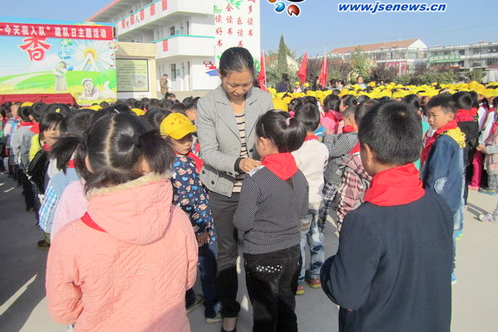 连云港金山小学：主题活动庆队日