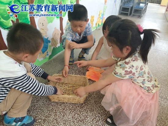 扬中三跃幼儿园：秸秆利用 变废为宝（图）