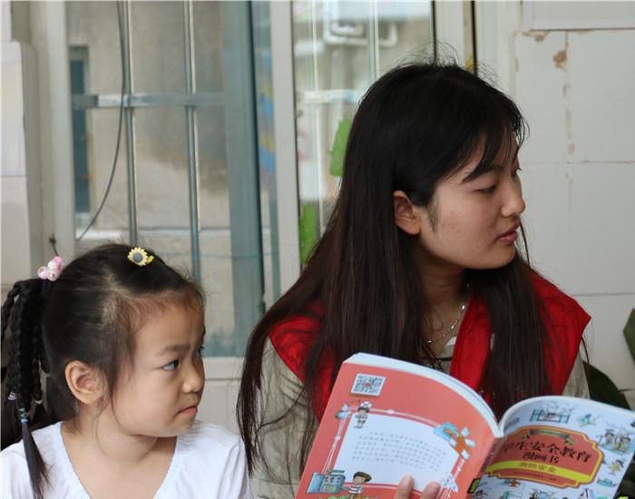 连云港移动海州分公司开展留守儿童消防安全教育活动