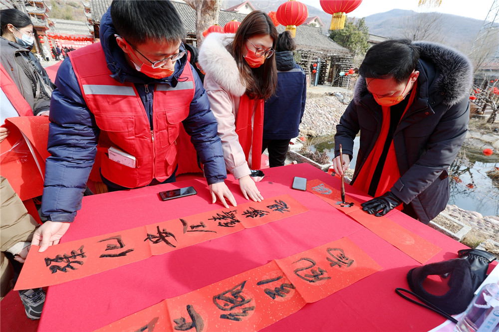 连云区：平安迎新春网络文明进乡村 别具风味的新年大集