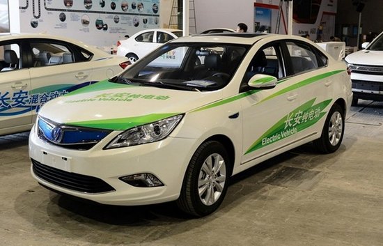 长安明年将推出逸动电动车/CS75混动版