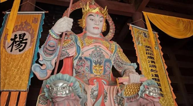 颜值担当！战斗力爆表！为灌南二郎神打call！